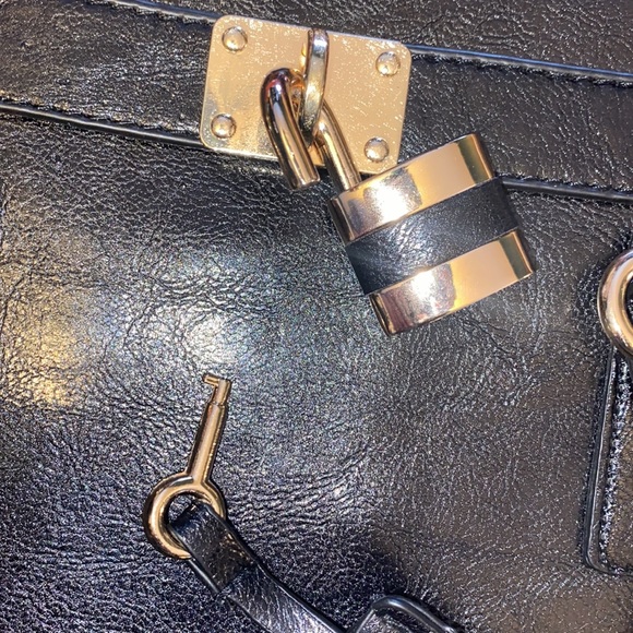 David Jones Paris purse - Picture 4 of 9